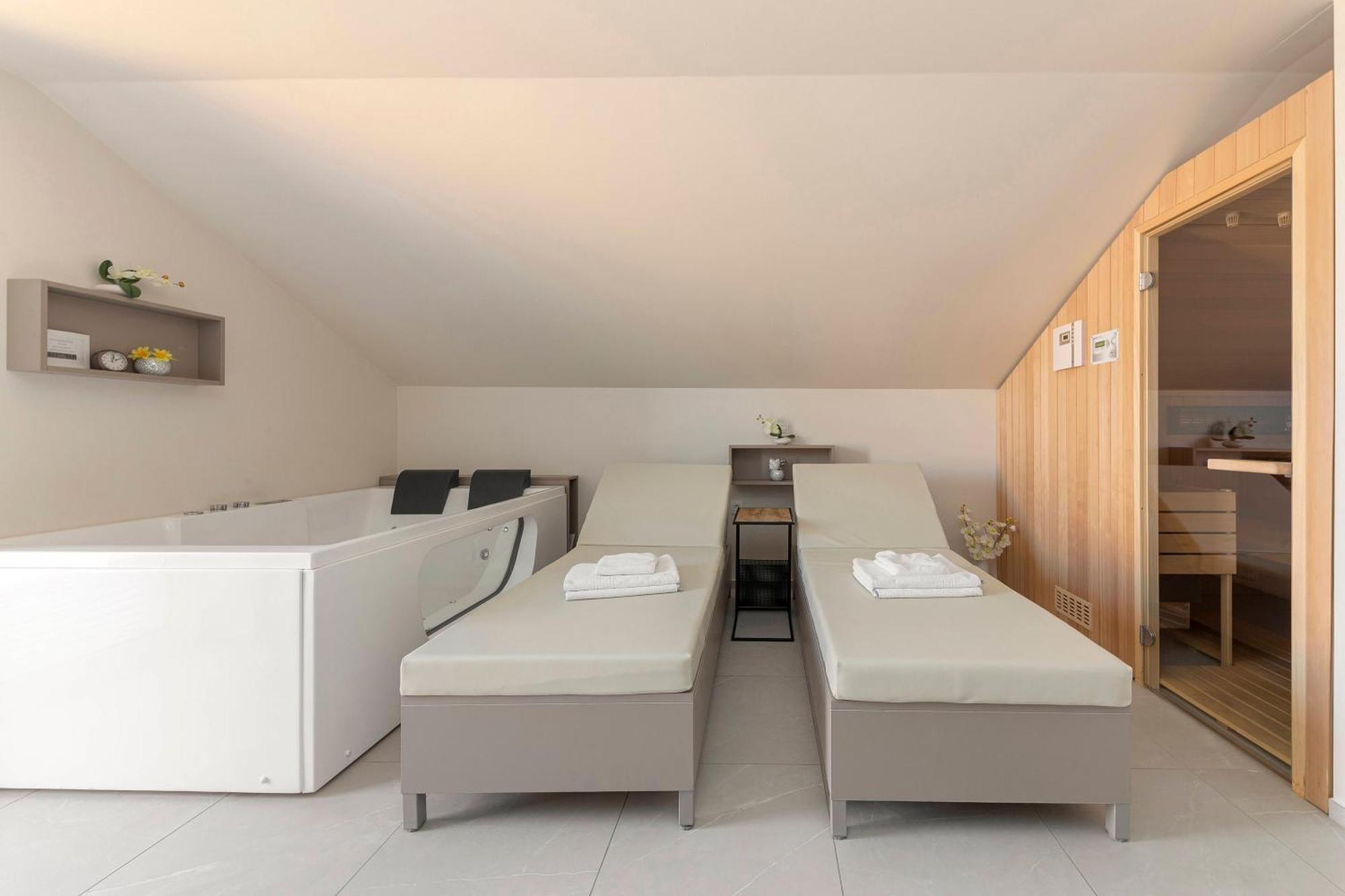 Rooms S Center Словенське Коніце Екстер'єр фото